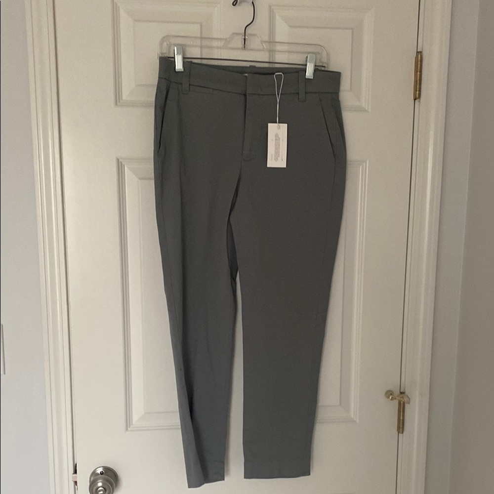 NWT. Women’s Vince Coin Pocket Chino Pants